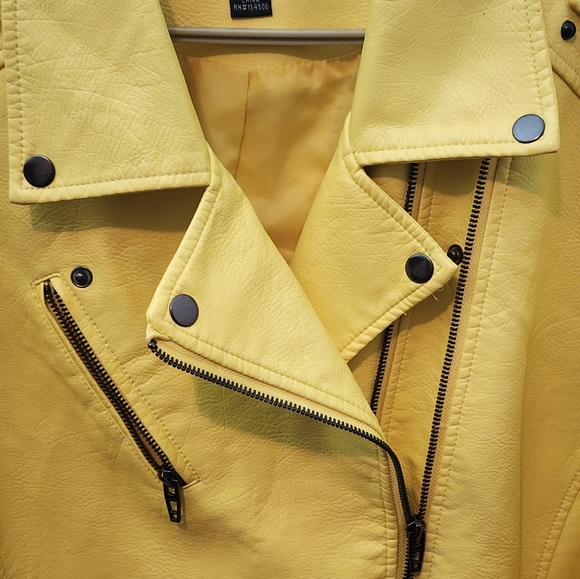 COLLEEN LOPEZ Purple Faux Leather Moto Jacket - Picture 12 of 14